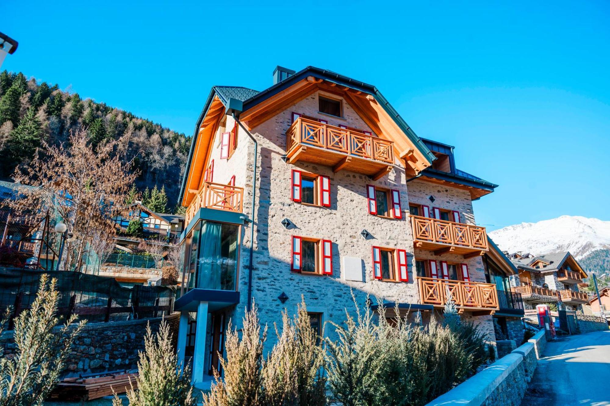 Dalania Mountain Apartments ปอนเตดีเลโญ ภายนอก รูปภาพ